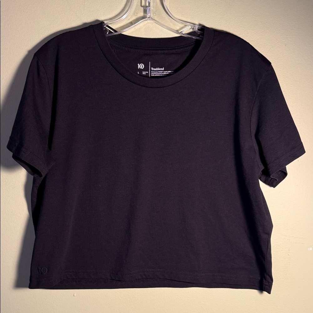 TenTree Black Cropped Tee L